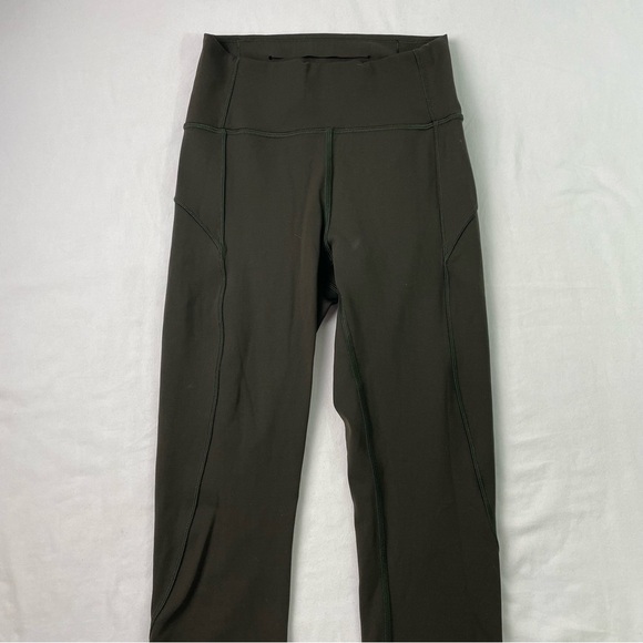 lululemon athletica Pants - Lululemon Athletica Women's Olive Green Stretch Mid Rise Leggings Size 2